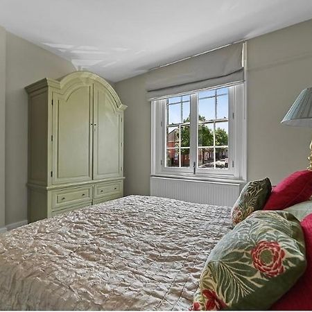 119 Northgate St - Delightful One Bedroom Apartment With Fantastic Living Space Bury St. Edmunds ภายนอก รูปภาพ